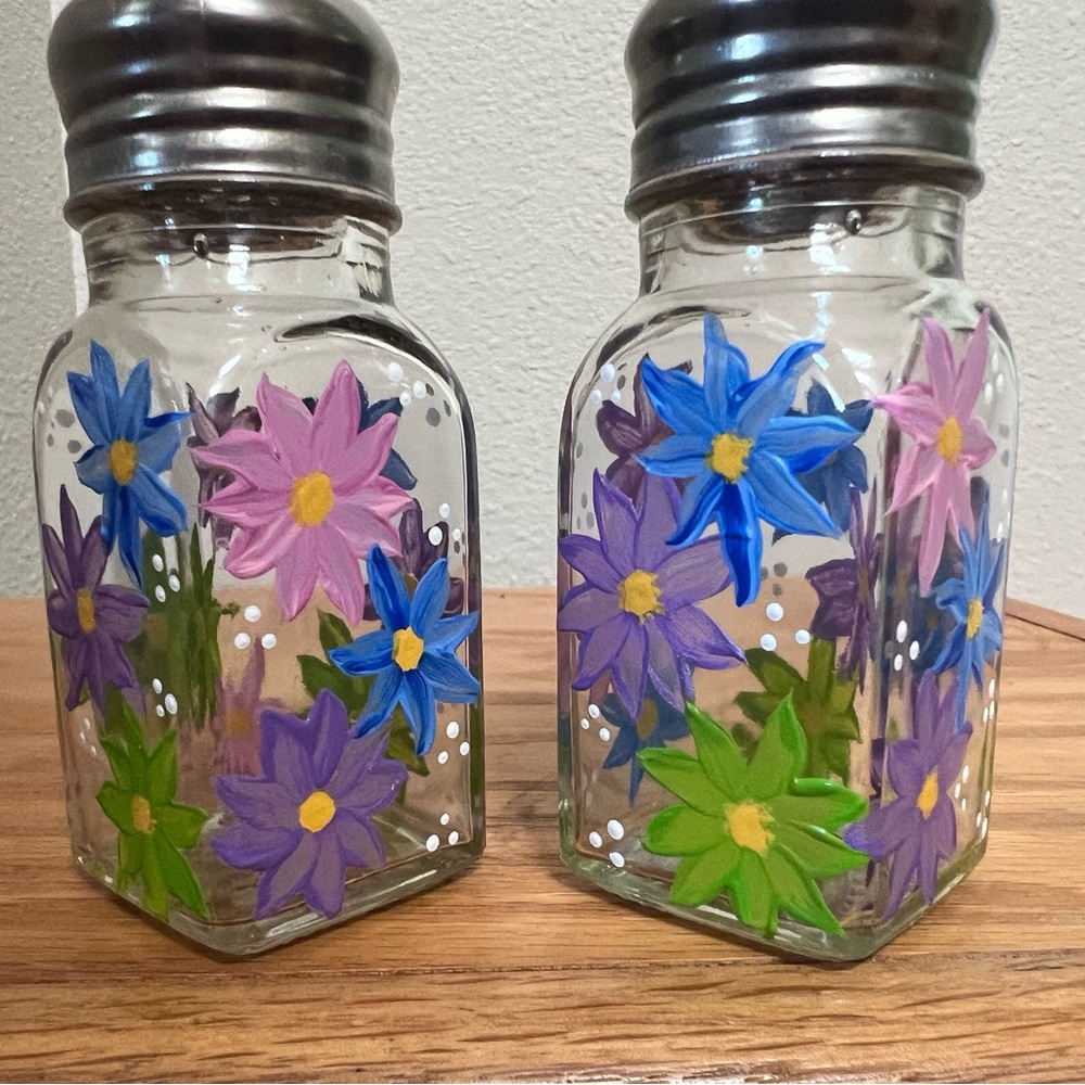 Hand Painted Spring Flowers Salt & Pepper Shakers - Picture 2 of 5